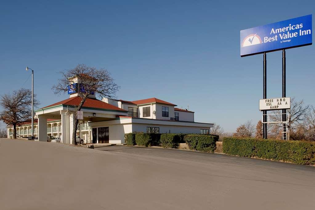 Americas Best Value Inn Bowie Exterior foto